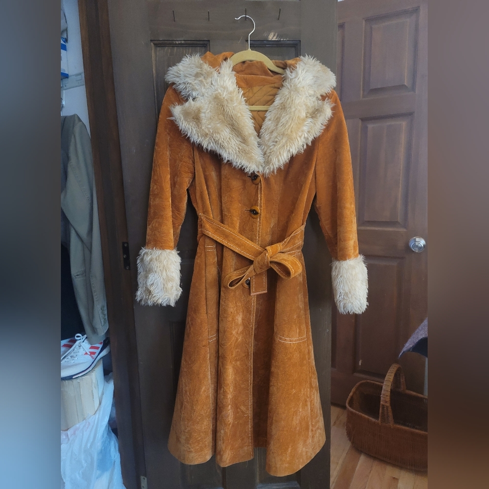 Womens Vintage 60s/early 70s Penny Lane Faux Suede Faux Fur Coat XS